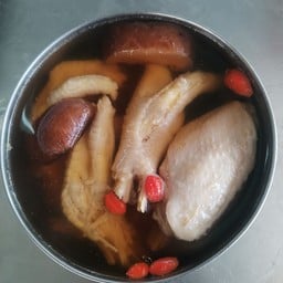 ตุ๋นขาไก่-ปีกไก่ยาจีน