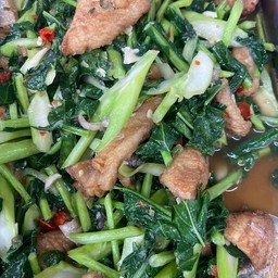 ผัดผักแขนงปลา