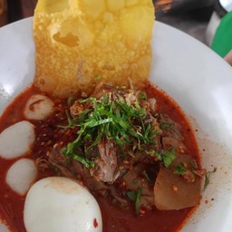 หมูตุ๋นต้มยำ