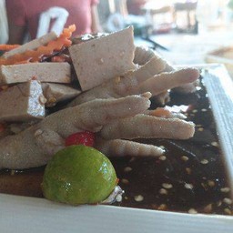 ตำเกาเหลาหมูยอ+ตีนไก่ปลาร้า