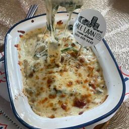 ผักโขมอบชีส