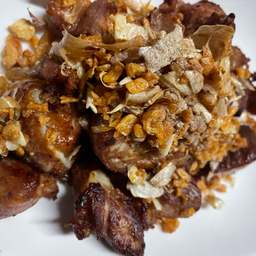 ซี่โครงหมูแก้วทอดกระเทียม