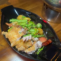 ตำถั่วหมูกรอบ
