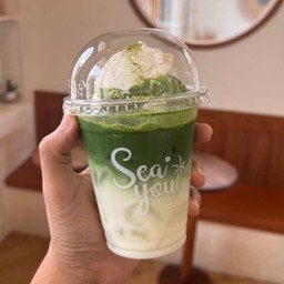 Einspanner Matcha  (ไอนสแปนเนอร์ มัทฉะ)