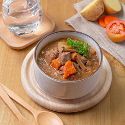 สตูหมูไวน์แดง  Red Wine Stew