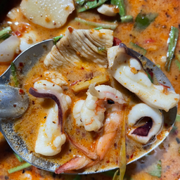 ต้มยำรวมมิตรน้ำข้น