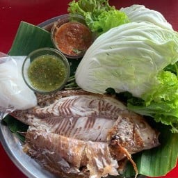 ร้านปลาเผาน้องธาม