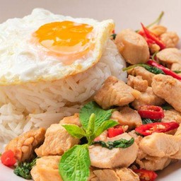 กระเพราไก่