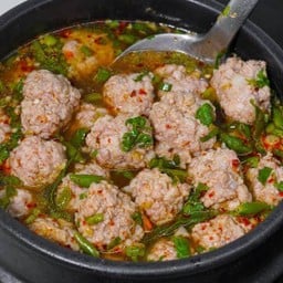 ต้มยำหมูสับพริกสด