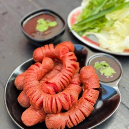 ไส้กรอกแดงทอด