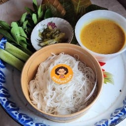 ขนมจีนแม่เอียด