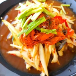 ตำหอยดอง