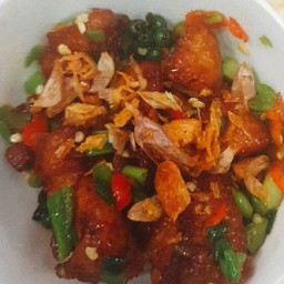 หมูสามชั้นผัดพริกเกลือ