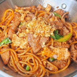 Spaghetti BLACK Soy Sauce(สปาเก็ตตี้ผัดซีอิ้ว)