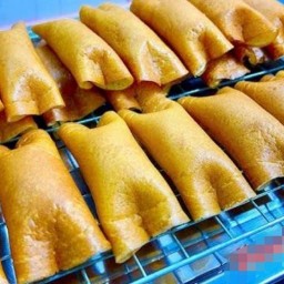 ข้าวถ้วยอบไอน้ำ ตลาดคุณนายติดศาลเจ้าพ่อศรีเมือง น้ำเต้าแดง