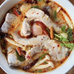 ต้มยำปลากระพง (ชิ้น)