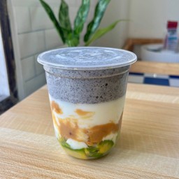 โยเกิร์ตงาดำ