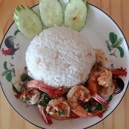 ข้าวผัดกระเพรากุ้ง
