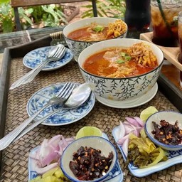ข้าวซอยรวม