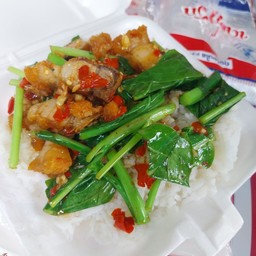 ข้าวผัดคะน้า