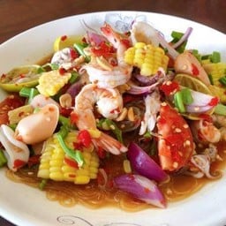 ยำวุ้นเส้นทะเล