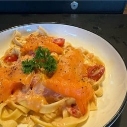 Pink Sauce Smoked Salmon