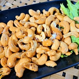 เม็ดมะม่วงทอด