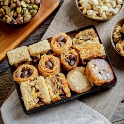 Assorted Kunafat Extra