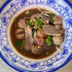 ก๋วยเตี๋ยวเนื้อตุ๋น(ธรรมดา)