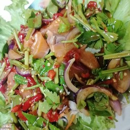 ยำแซลมอล