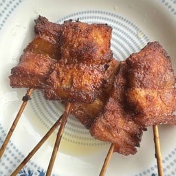 หมูทอดเสียบไม้By สมที