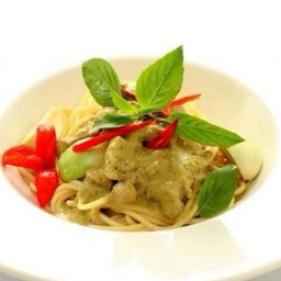 สปาเก็ตตี้แกงเขียวหวานไก่