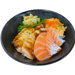 ข้าวหน้าซุปเปอร์แซลมอน Super Salmon Don
