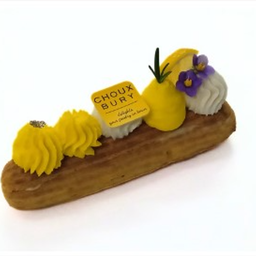 Lemon Bloomsbury Eclair
