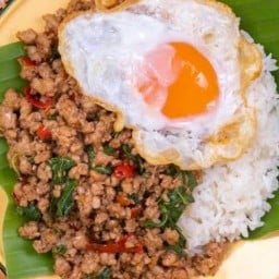 ข้าวไข่ข้น กระเพราแม่โพสต์ ราชพฤกษ์-จรัญ13