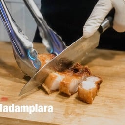 หมูสามชั้นทอดน้ำปลา