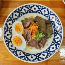 ฮัลวา ฮาลาล ถนนเทพรักษ์