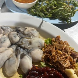 ยำหอยนางรม