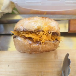 ปังปิ้งก้อนไส้โฮมเมด+ฝอยทอง