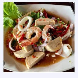 ยำหมูยอทะเล