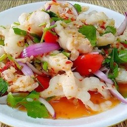 ยำเล็บมือนาง