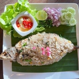 ข้าวผัดปลาทู