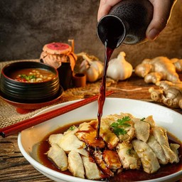 ไก่ต้มสับสไตล์สิงคโปร์ สูตรต้นตำรับ        ไซส์XL (สับครึ่งตัว)