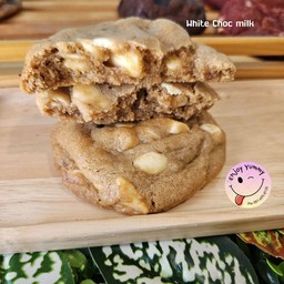 white Choc milk 1ชิ้น