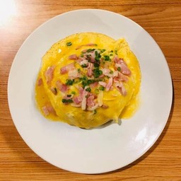 ข้าวไข่ข้นใส้กรอก/หมูสับ