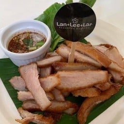 คอหมูทอดน้ำปลา