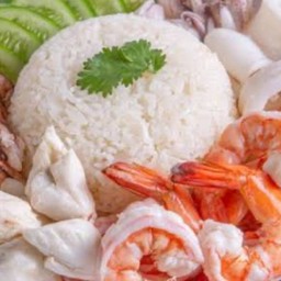 เซตอิ่มสุดคุ้ม  ข้าวมันทะเลซีฟู้ด กุ้ง หมึก ปลา  +  เล้งแซ่บ + แป๊บซีเย็นๆ