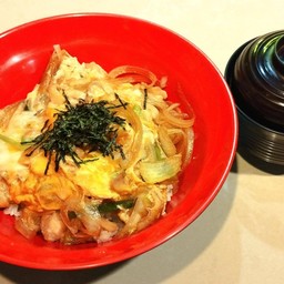 ข้าวหน้าไก่ ราดไข่