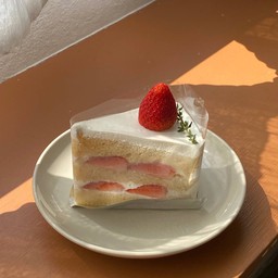 Strawberry short cake