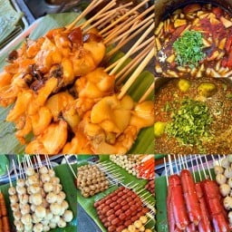ปลาหมึกย่าง/ลูกชิ้น/หมูย่าง ป้าตุ้มบางใหญ่เก่า